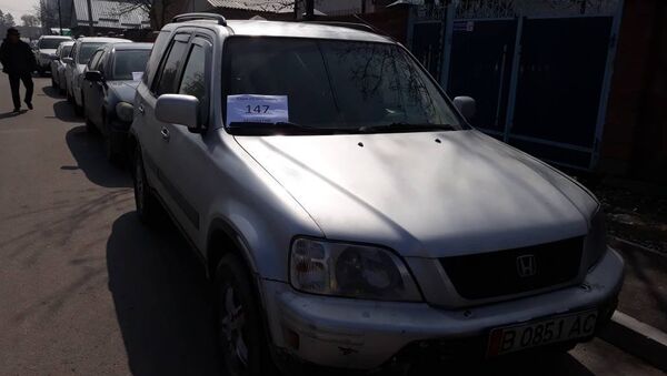 Акция Поможем друг другу в связи с забастовкой водителей маршруток в Бишкеке - Sputnik Кыргызстан