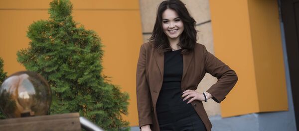 Член организационного отдела фракции СДПК Гулназ Омурбек кызы - Sputnik Кыргызстан