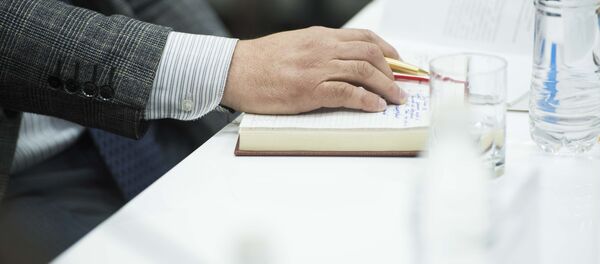 Круглый стол о борьбе с коррупцией в вузах Кыргызстана - Sputnik Кыргызстан