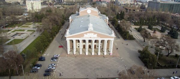 Здание театра оперы и балета имени А. Малдыбаева в Бишкеке - Sputnik Кыргызстан