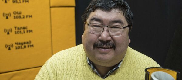 Специалист по безопасности и производству питания на предприятиях пищевой промышленности повар Данияр Деркембаев Специалист по безопасности и производству питания на предприятиях пищевой промышленности повар Данияр Деркембаев - Sputnik Кыргызстан