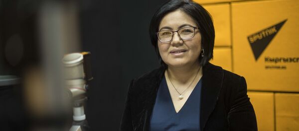 Тынчтык инновациялары боюнча Булан институтунун Борбор Азия боюнча программасынын жетекчиси Чолпон Орозобекова. Архив Тынчтык инновациялары боюнча Булан институтунун Борбор Азия боюнча программасынын жетекчиси Чолпон Орозобекова. Архив - Sputnik Кыргызстан