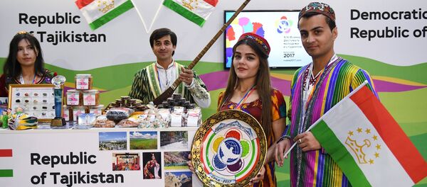 XIX Всемирный фестиваль молодежи и студентов. День первый - Sputnik Кыргызстан