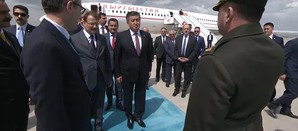 Как Сооронбая Жээнбекова встретили в Турции — видео - Sputnik Кыргызстан