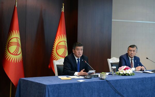 На встрече с кыргызстанцами Жээнбеков рассказал об итогах переговоров с турецким коллегой - Sputnik Кыргызстан