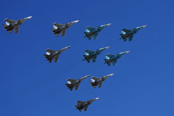 Репетиция воздушной части парада Победы - Sputnik Кыргызстан