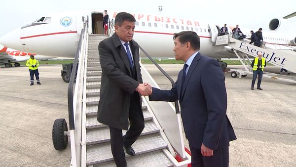 Видео прилета президента Жээнбекова в Бельгию - Sputnik Кыргызстан