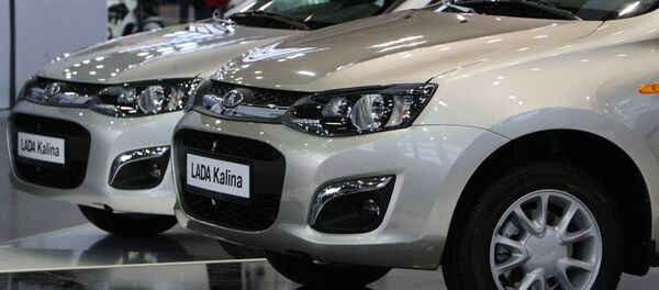 Автомобиль LADA Kalina. Архивное фото - Sputnik Кыргызстан
