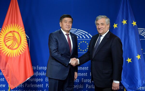 Жээнбеков и Таяни обсудили сотрудничество Кыргызстана с Европарламентом. - Sputnik Кыргызстан