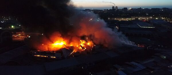 Ош базарында чыккан өрттүн дрондон көрүнүшү - Sputnik Кыргызстан