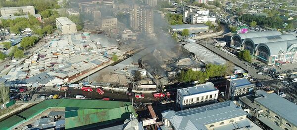 Что осталось после пожара на Ошском рынке — аэросъемка - Sputnik Кыргызстан