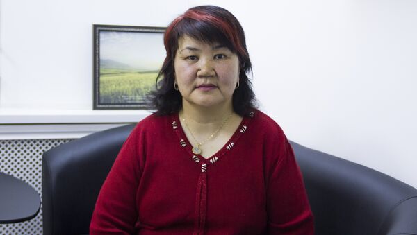 Ага окутуучу, педагогика илимдеринин кандидаты жана психолог Кадиян Бообекова - Sputnik Кыргызстан