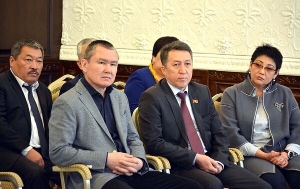 Секретариат СДПК распространил фото со встречи. - Sputnik Кыргызстан