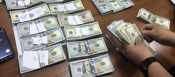 Задержание со взяткой главы управления Генпрокуратуры - Sputnik Кыргызстан