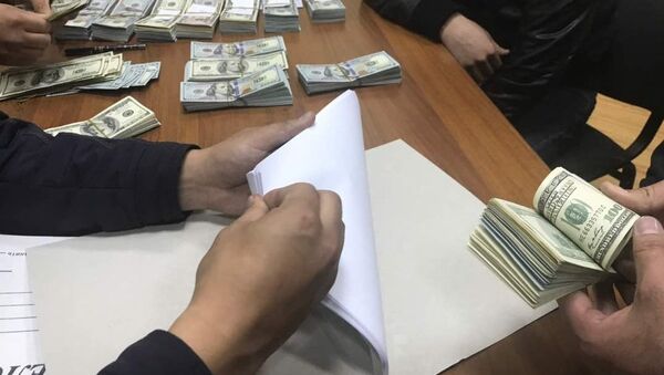 Задержание со взяткой главы управления Генпрокуратуры - Sputnik Кыргызстан
