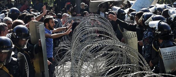 Акция протеста оппозиции в Ереване - Sputnik Кыргызстан
