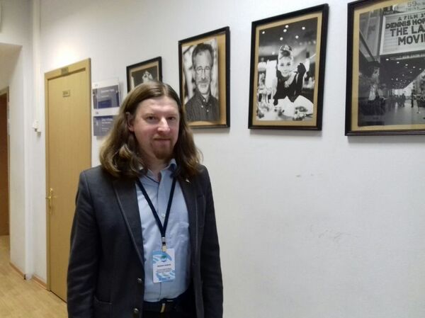 Политолог из Минска Алексей Дзермант Политолог из Минска Алексей Дзермант - Sputnik Кыргызстан