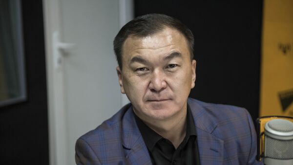 Ведущий и пресс-секретарь федерации национальных игр аргымак Бакай Шукуров - Sputnik Кыргызстан