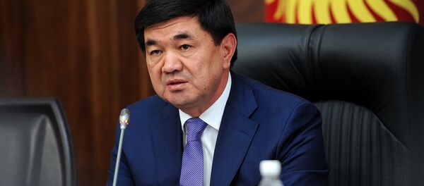 Рабочее совещание премьер-министра КР Мухаммедкалыя Абылгазиева с участием членов правительства - Sputnik Кыргызстан