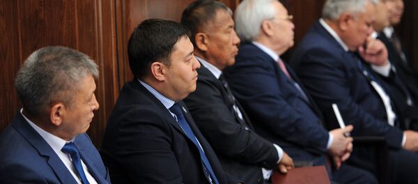 Рабочее совещание премьер-министра КР Мухаммедкалыя Абылгазиева с участием членов правительства - Sputnik Кыргызстан