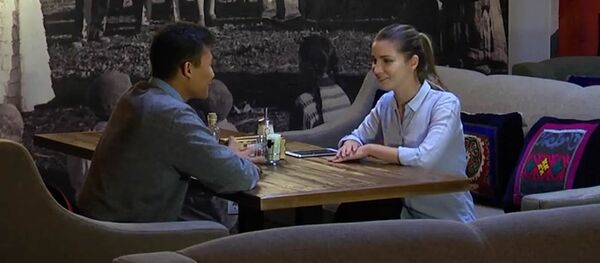 Видео о русских девушках, без акцента говорящих на кыргызском, стало вирусным Видео о русских девушках, без акцента говорящих на кыргызском, стало вирусным - Sputnik Кыргызстан