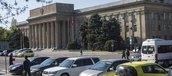 Здание Правительства КР в Бишкеке - Sputnik Кыргызстан