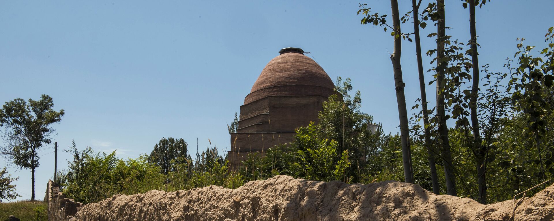 Ала-Букадагы Шах-Фазиль мавзолейи. Архив - Sputnik Кыргызстан, 1920, 26.07.2023