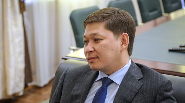 Бывший премьер-министр Сапар Исаков. Архивное фото - Sputnik Кыргызстан