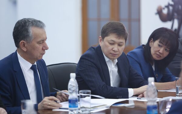 Бывший премьер-министр Сапар Исаков избран заместителем председателя СДПК - Sputnik Кыргызстан