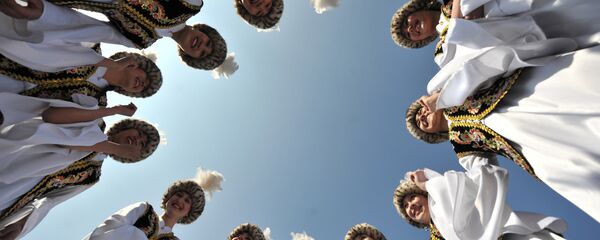 Ежегодное празднование Нооруз в центре Бишкека - Sputnik Кыргызстан