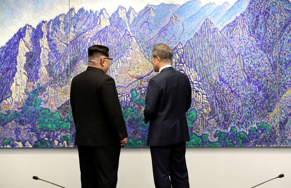Встреча лидеров КНДР и Южной Кореи - Sputnik Кыргызстан