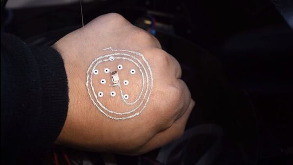 3D-принтер напечатал электронику на руке человека — видео - Sputnik Кыргызстан