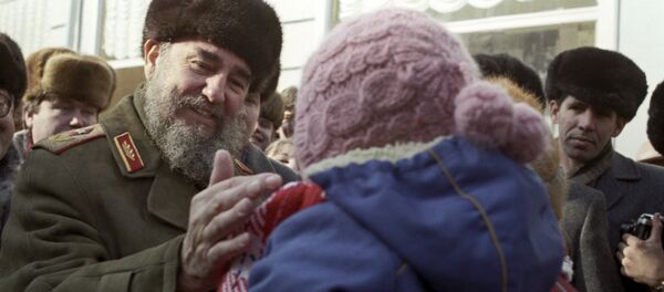 Первый секретарь ЦК Компартии Кубы Фидель Кастро - Sputnik Кыргызстан