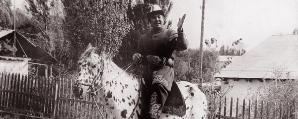 Акын, дастанчи и комузист Тууганбай Абдиев - Sputnik Кыргызстан