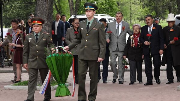 Митинг-реквием в честь Великой Победы прошел в Бишкеке. Видео - Sputnik Кыргызстан
