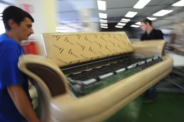 Работа мебельной фабрики Британика в Москве - Sputnik Кыргызстан