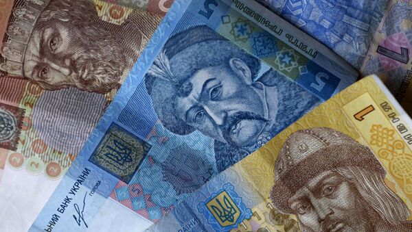 Денежные купюры и монеты США и Украины - Sputnik Кыргызстан