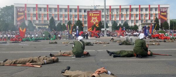 Празднование 73-й годовщины Дня победы в Оше - Sputnik Кыргызстан