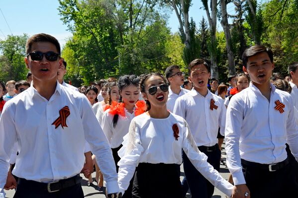 Вальса Победы в Бишкеке - Sputnik Кыргызстан