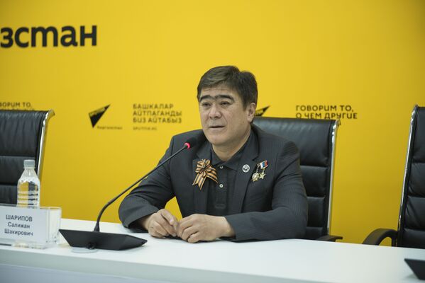 Салижан Шарипов — космонавт, Герой КР - Sputnik Кыргызстан