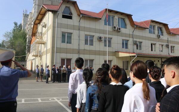 Сегодня, 11 мая, в Главном управлении внутренних дел Бишкека провели день открытых дверей для школьников - Sputnik Кыргызстан