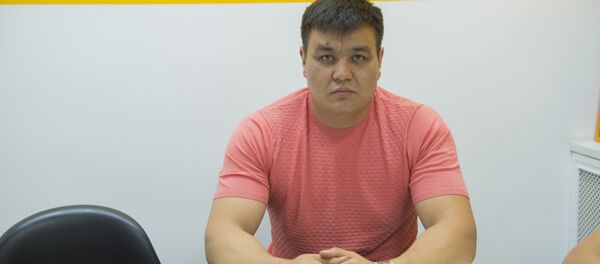 WEF уюмунун оор салмактагы чемпиону Тилек Жээнбеков - Sputnik Кыргызстан