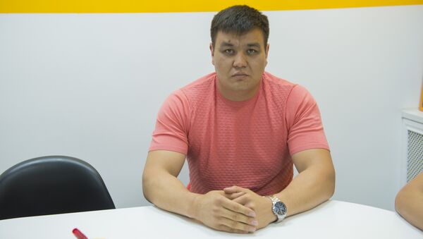 WEF уюмунун оор салмактагы чемпиону Тилек Жээнбеков - Sputnik Кыргызстан