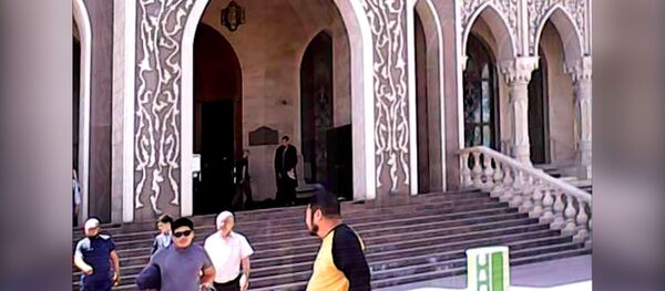 В мечетях Бишкека за обряд нике просят 1 000 сомов — видео - Sputnik Кыргызстан