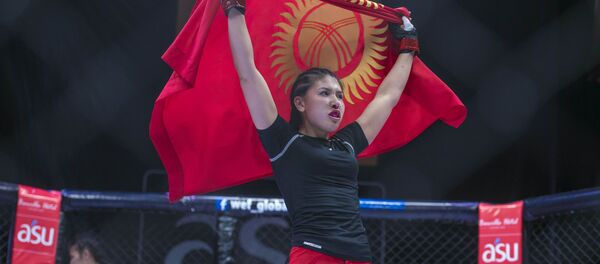 Кыргызстандык ММА мушкери Барчынай Узгенбаева. Архив - Sputnik Кыргызстан