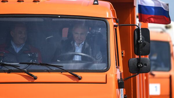 Президент РФ В. Путин принял участие в открытии Крымского моста - Sputnik Кыргызстан
