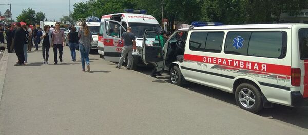 Бишкектеги Орто-Сай базары жардыруучу түзүлүш тууралуу билдирүүдөн кийин тегерете курчоого алынды - Sputnik Кыргызстан