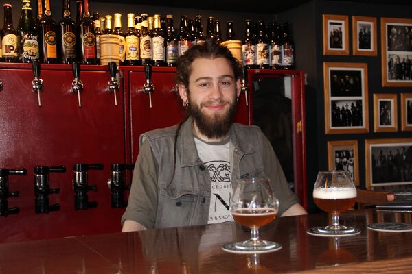 Местный пивной бар готов к приему иностранных гостей. - Sputnik Кыргызстан