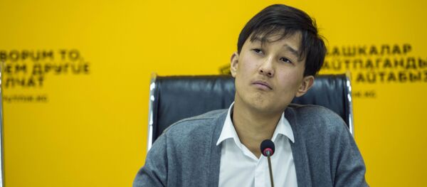 19-летний кыргызстанский певец Абай Сериков 19-летний кыргызстанский певец Абай Сериков - Sputnik Кыргызстан