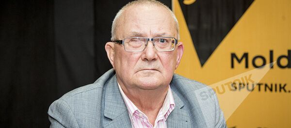 Эксперт по вопросам недвижимости Александр Панов Эксперт по вопросам недвижимости Александр Панов - Sputnik Кыргызстан